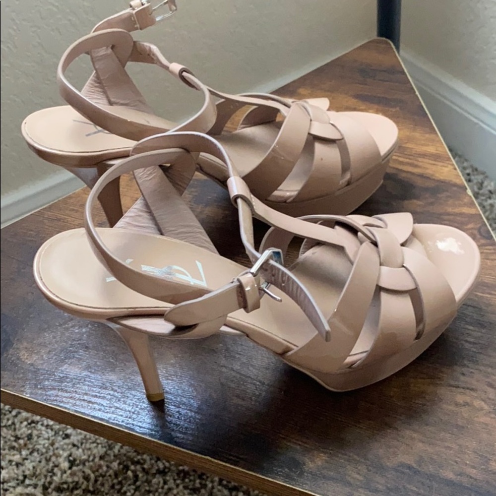 YSL Tribute 75 Patent Leather Heels
Nude Rose